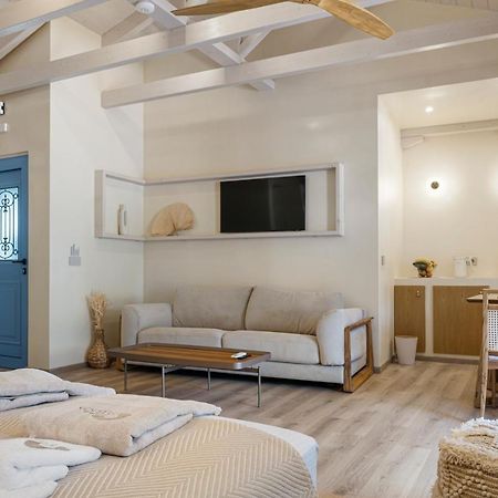 Tellion Suites Айос-Никитас Экстерьер фото